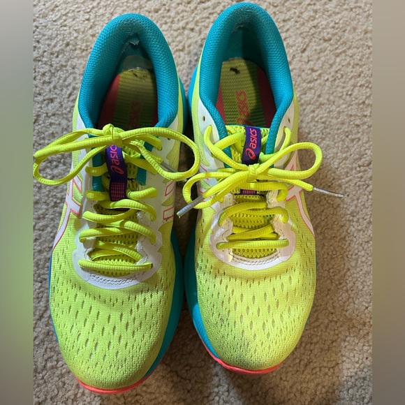 ASICS size 9 women’s NEON - Picture 4 of 7